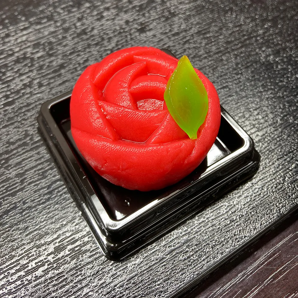 茨木市の花 バラの上生菓子